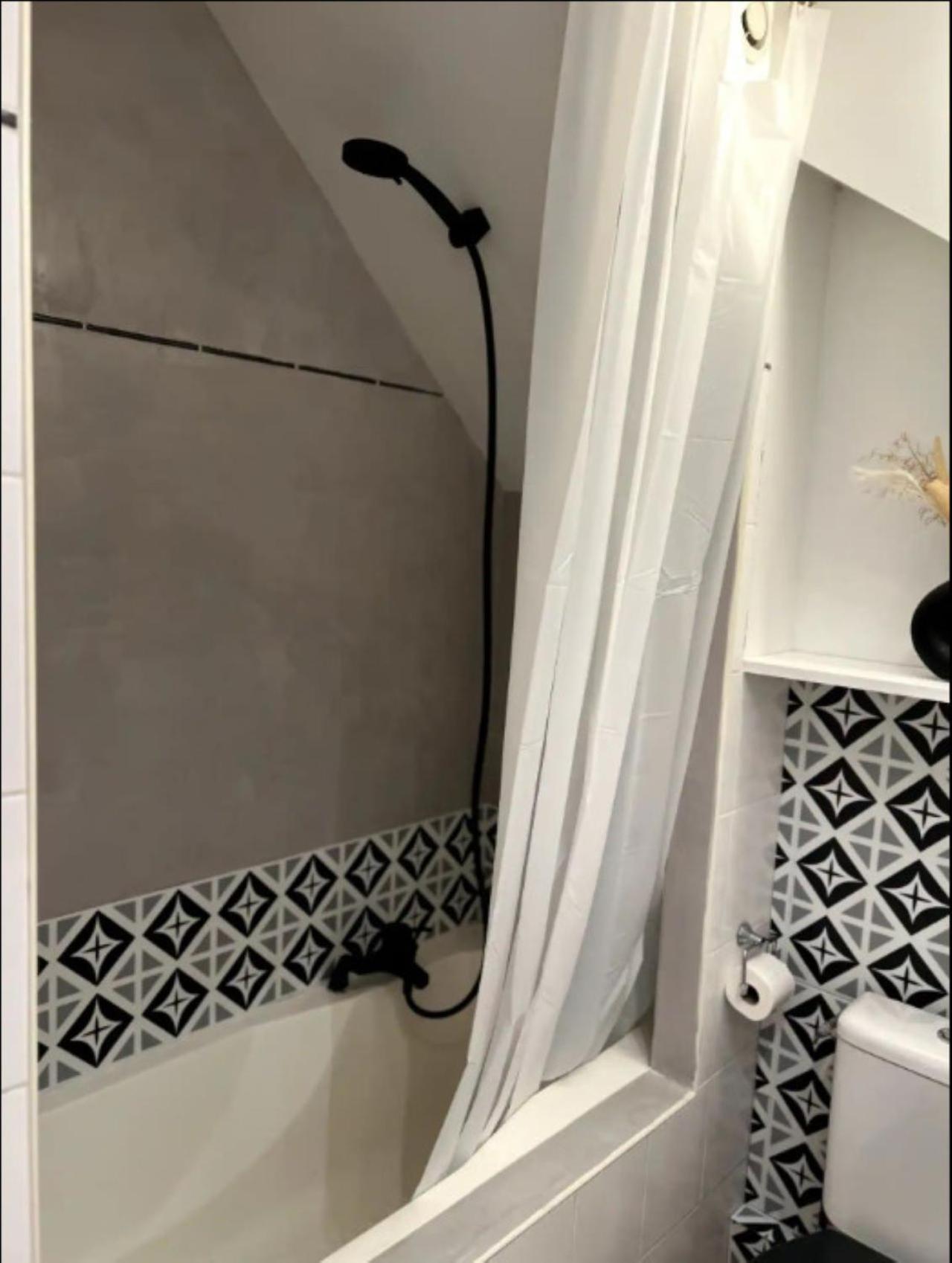 Appartement Coeur De Reims Logement Entier Extérieur photo